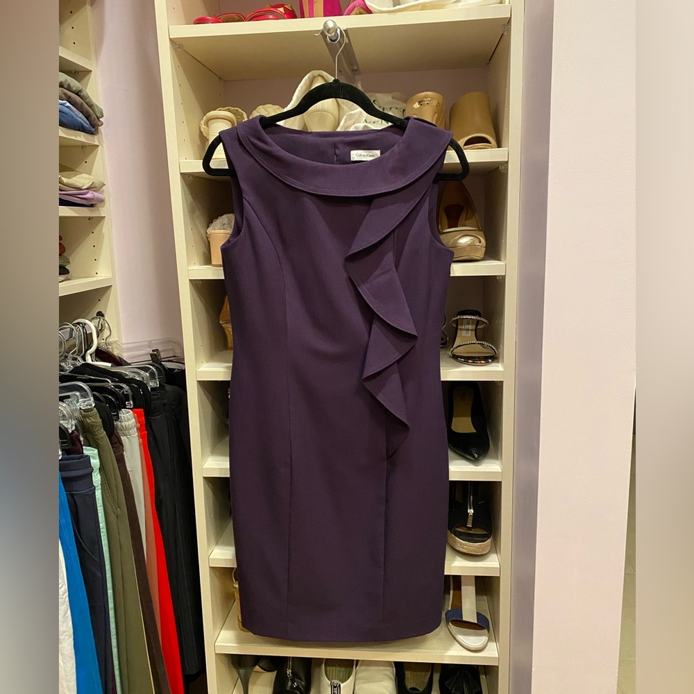 Gorgeous Calvin Klein dark purple sheath dress